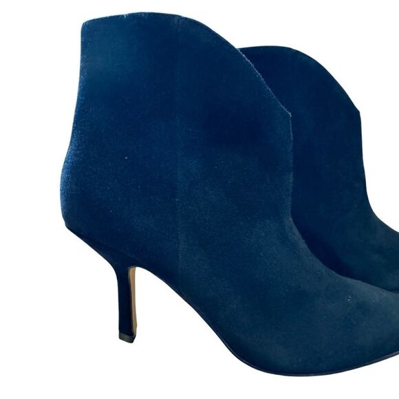 Revolve Marc Fisher LTD Haylian Suede Leather Pointed Toe Ankle Boots - Picture 5 of 12